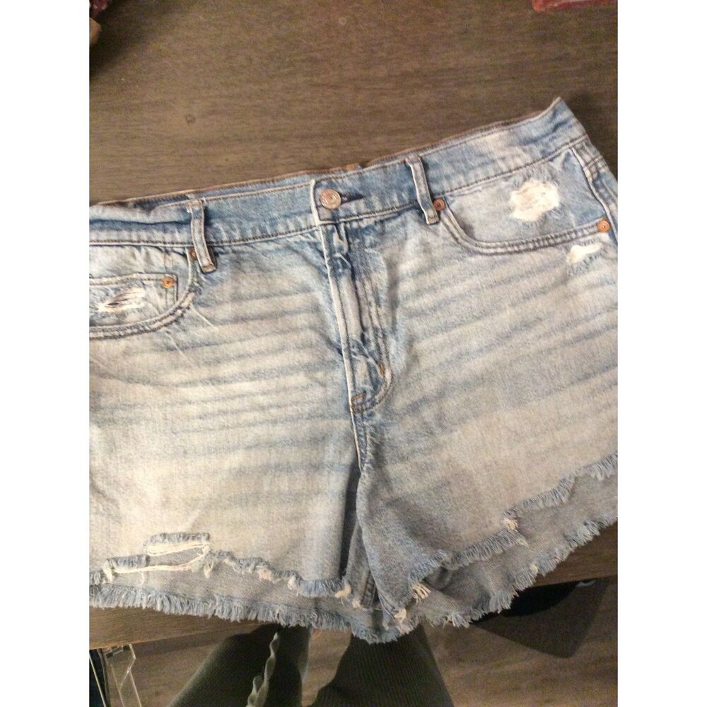 American Eagle Soft Denim Cut Off Shorts 90s Relaxed Strigid 12 Distressed